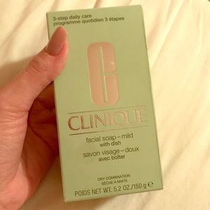 Clinique Facial Soap (mild) with Dish 💧